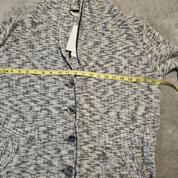 NWT Soft Surroundings Button Front Hooded Cardigan Sweater Size M - Picture 7 of 12